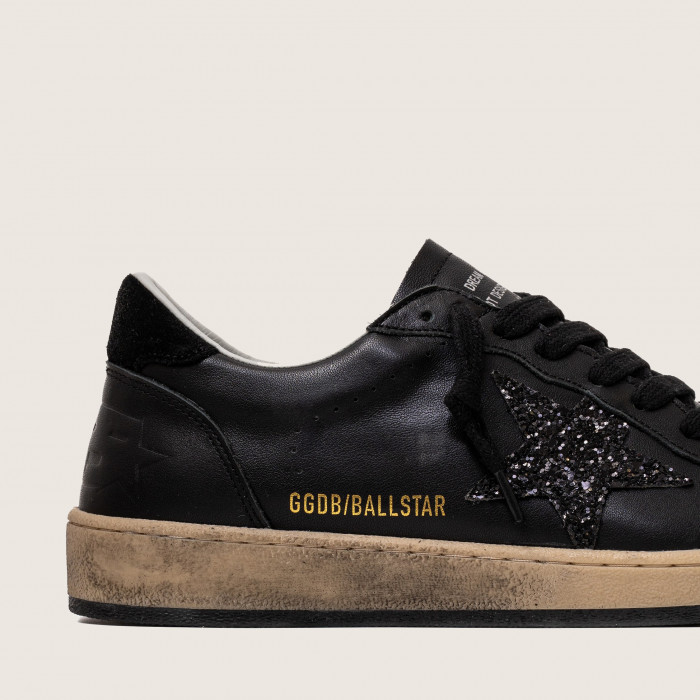 Golden Goose Ball Star / Black glitter star and suede heel tab / Ночь