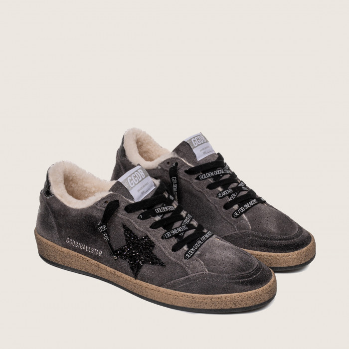 Зимние Golden Goose Ball Star / Замша серая / черная звезда